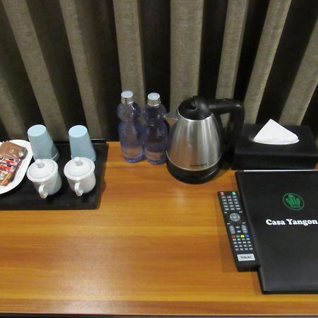 Casa Yangon Hotel Esterno foto